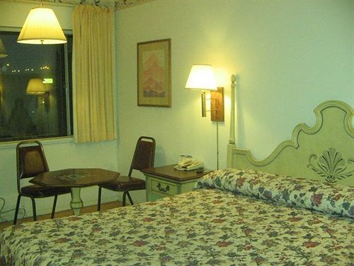The Hastings Inn Salina Kamer foto